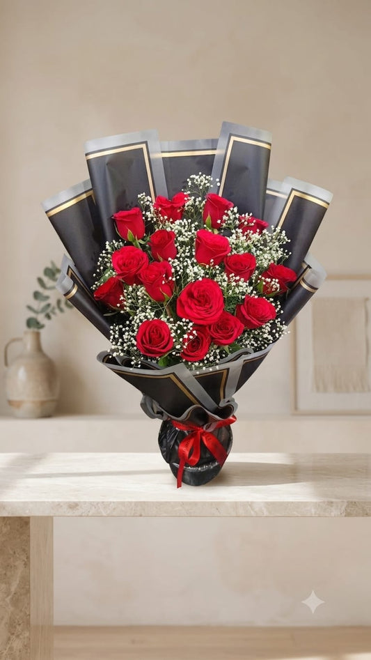 Love Romance Red Roses Bunch